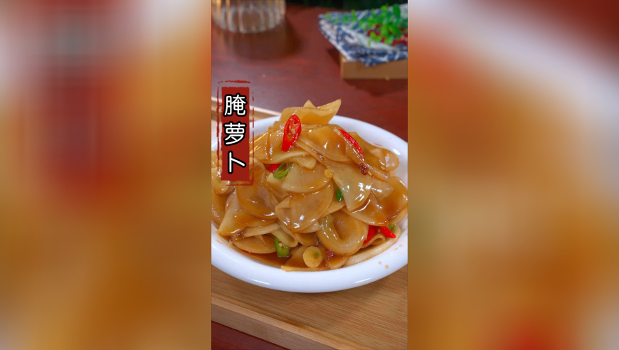 二四六天246天好彩944cc,体育生毕业做泰山陪爬 年收入30多万,完美答案解释落实_交互版V3.19